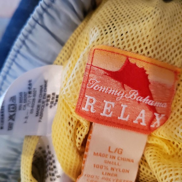 Tommy Bahama Swim Trunks - L - Picture 4 of 4